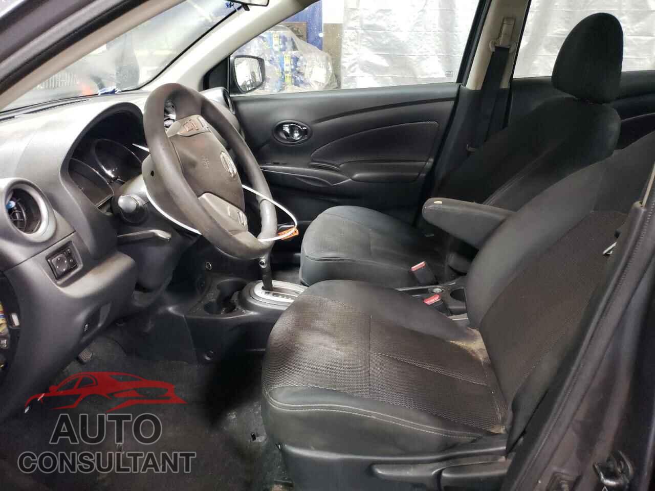 NISSAN VERSA 2017 - 3N1CN7AP3HL886092