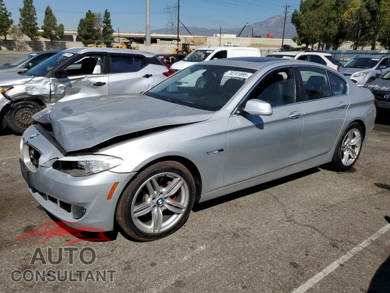 BMW 5 SERIES 2013 - WBAFU7C53DDU75264