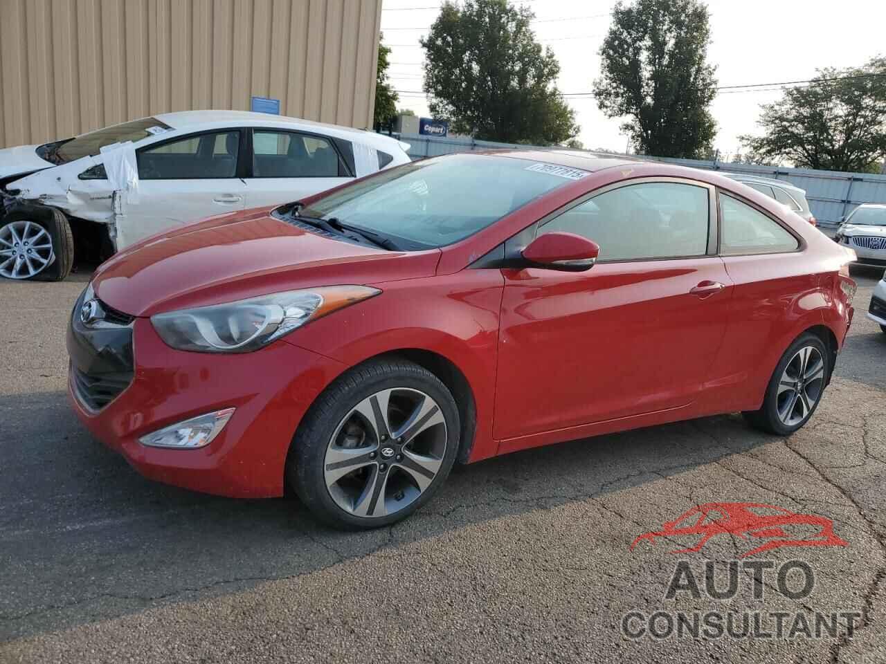HYUNDAI ELANTRA 2013 - KMHDH6AE4DU013111