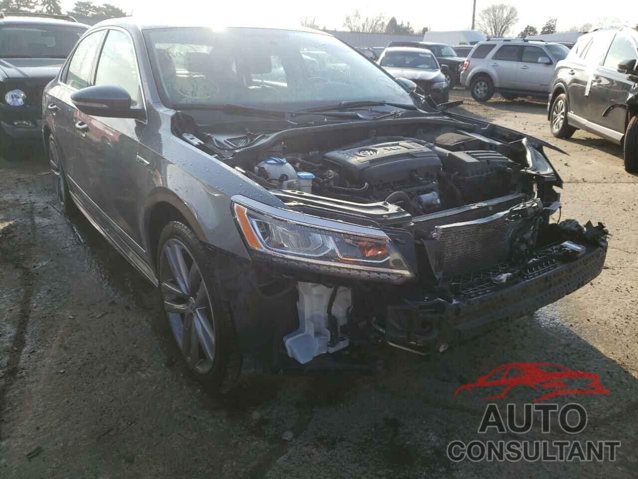 VOLKSWAGEN PASSAT 2017 - 1VWDT7A31HC065487