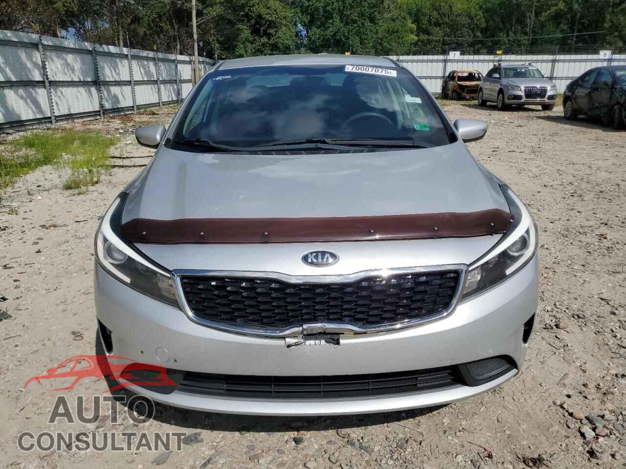 KIA FORTE 2017 - 3KPFK4A79HE152191