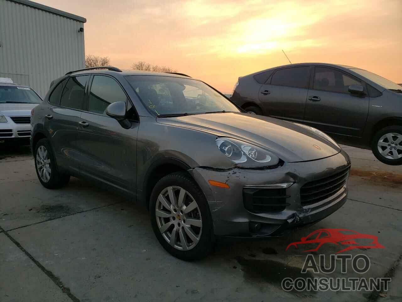 PORSCHE CAYENNE 2016 - WP1AA2A26GLA06647