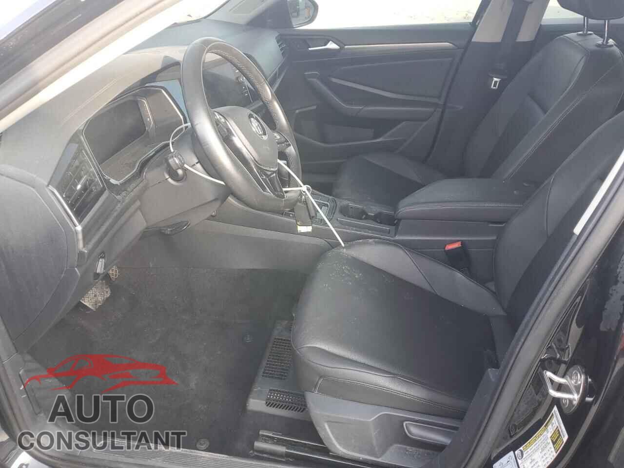 VOLKSWAGEN JETTA 2019 - 3VWEB7BUXKM259035