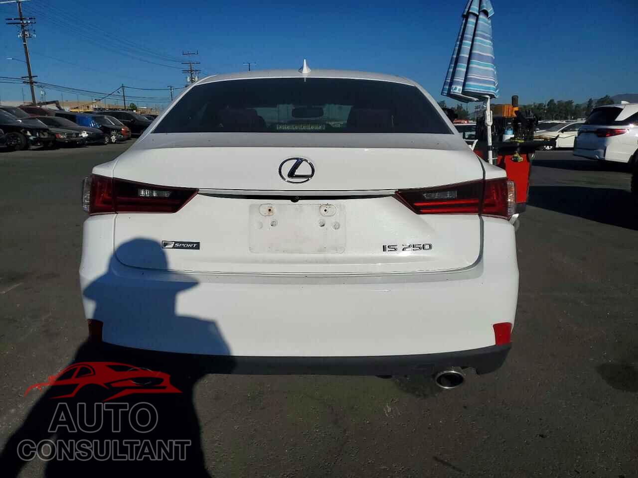 LEXUS IS 2015 - JTHBF1D28F5073121