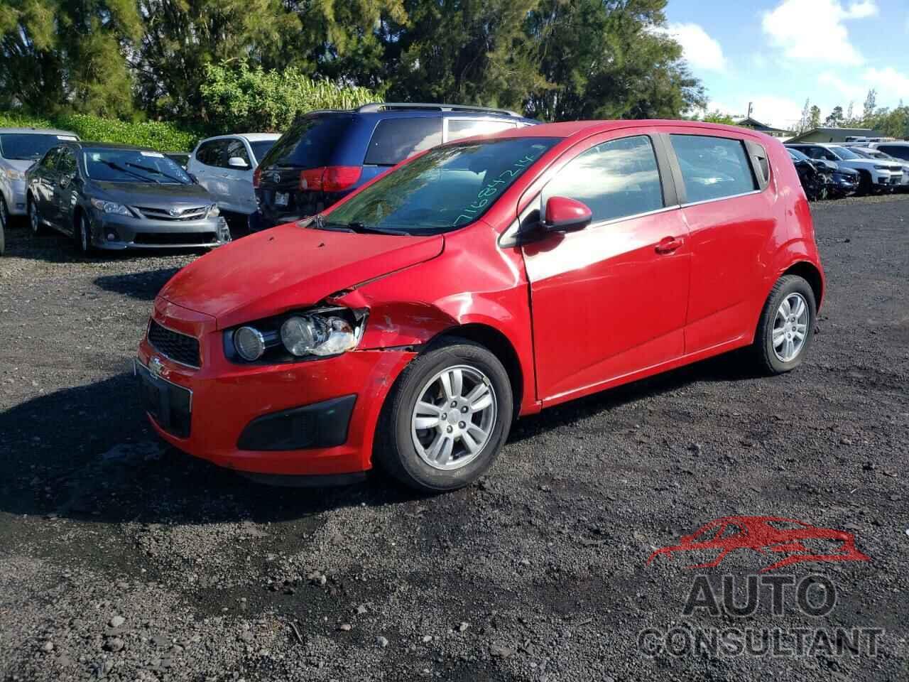 CHEVROLET SONIC 2014 - 1G1JC6SB8E4113247