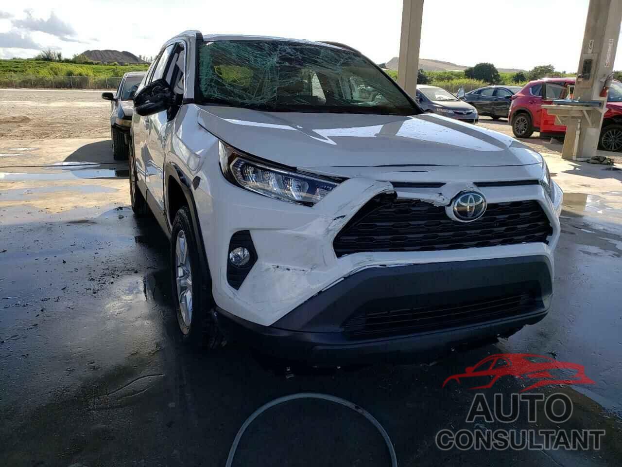 TOYOTA RAV4 2021 - 2T3P1RFV3MC250287