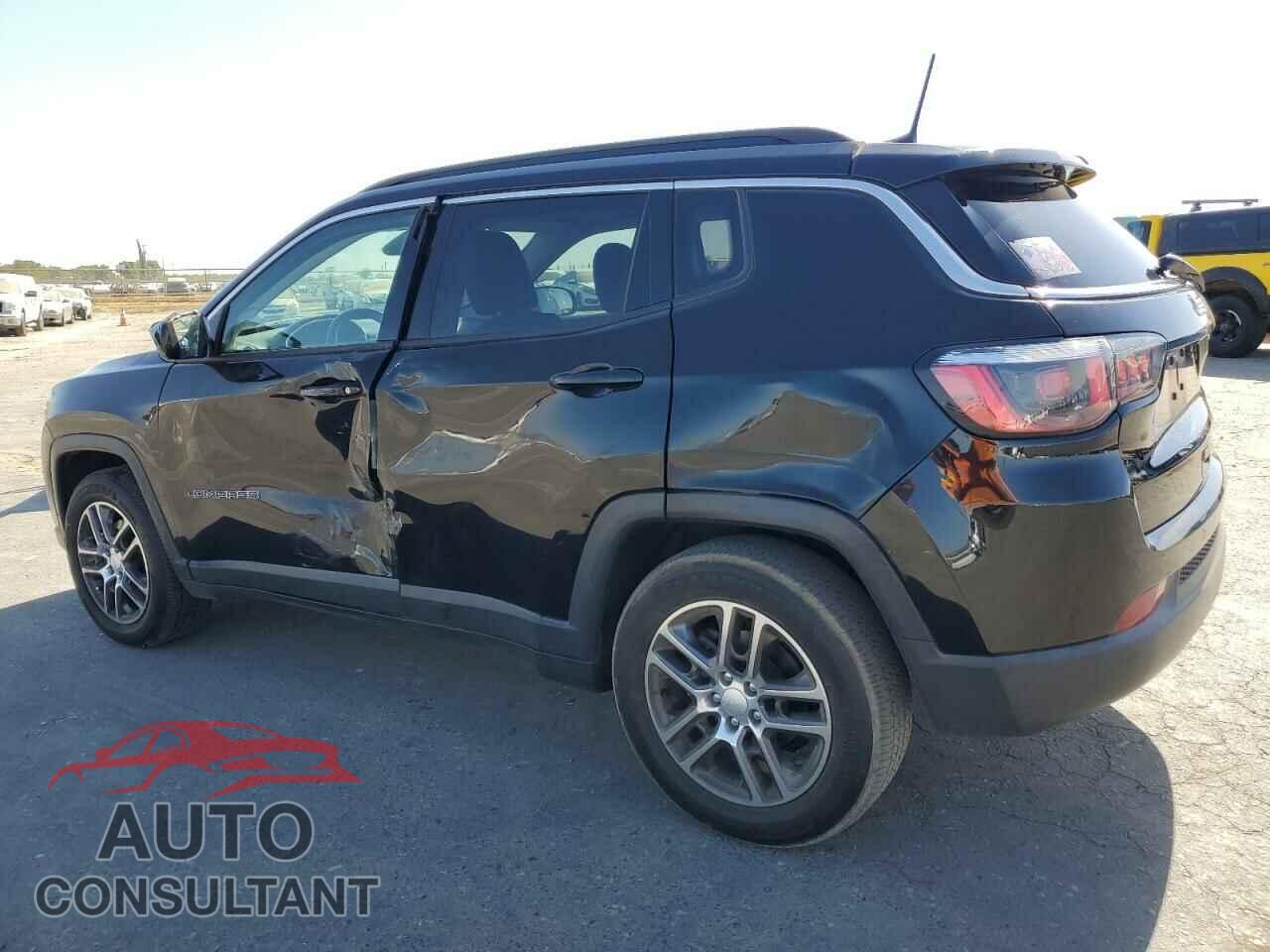JEEP COMPASS 2018 - 3C4NJCBBXJT102249