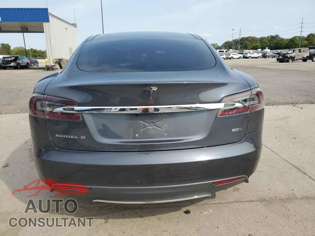 TESLA MODEL S 2016 - 5YJSA1E21GF134615