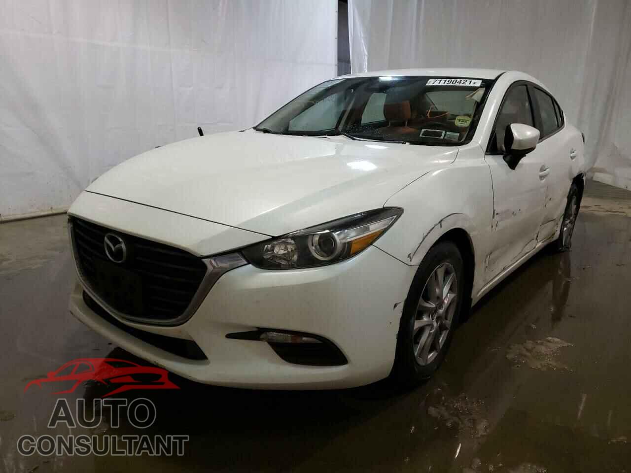 MAZDA 3 2018 - 3MZBN1U73JM164779