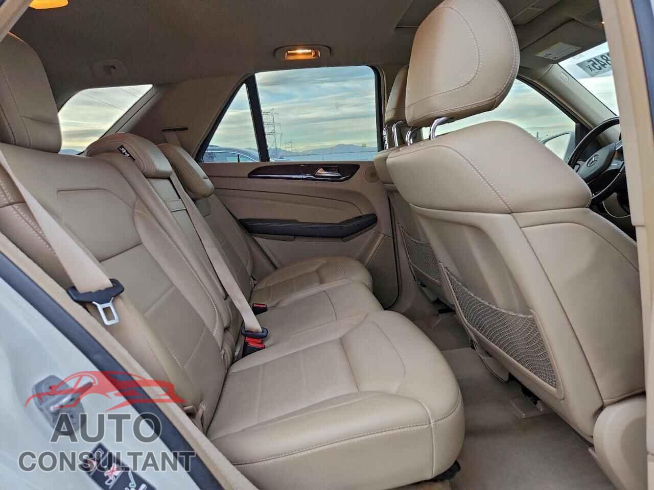 MERCEDES-BENZ M-CLASS 2012 - 4JGDA2EB8CA030104
