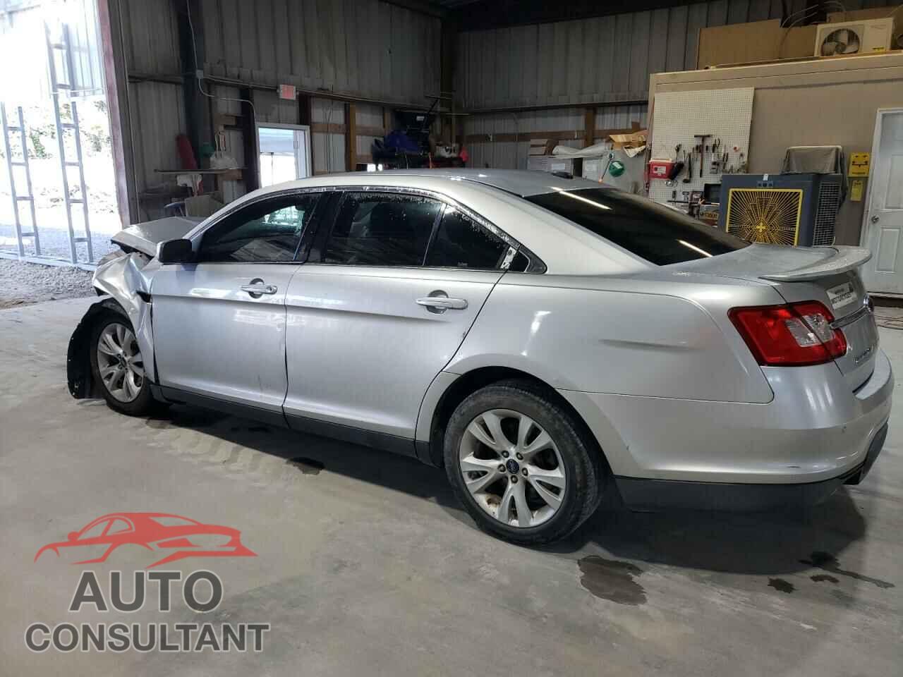 FORD TAURUS 2010 - 1FAHP2EW5AG100701