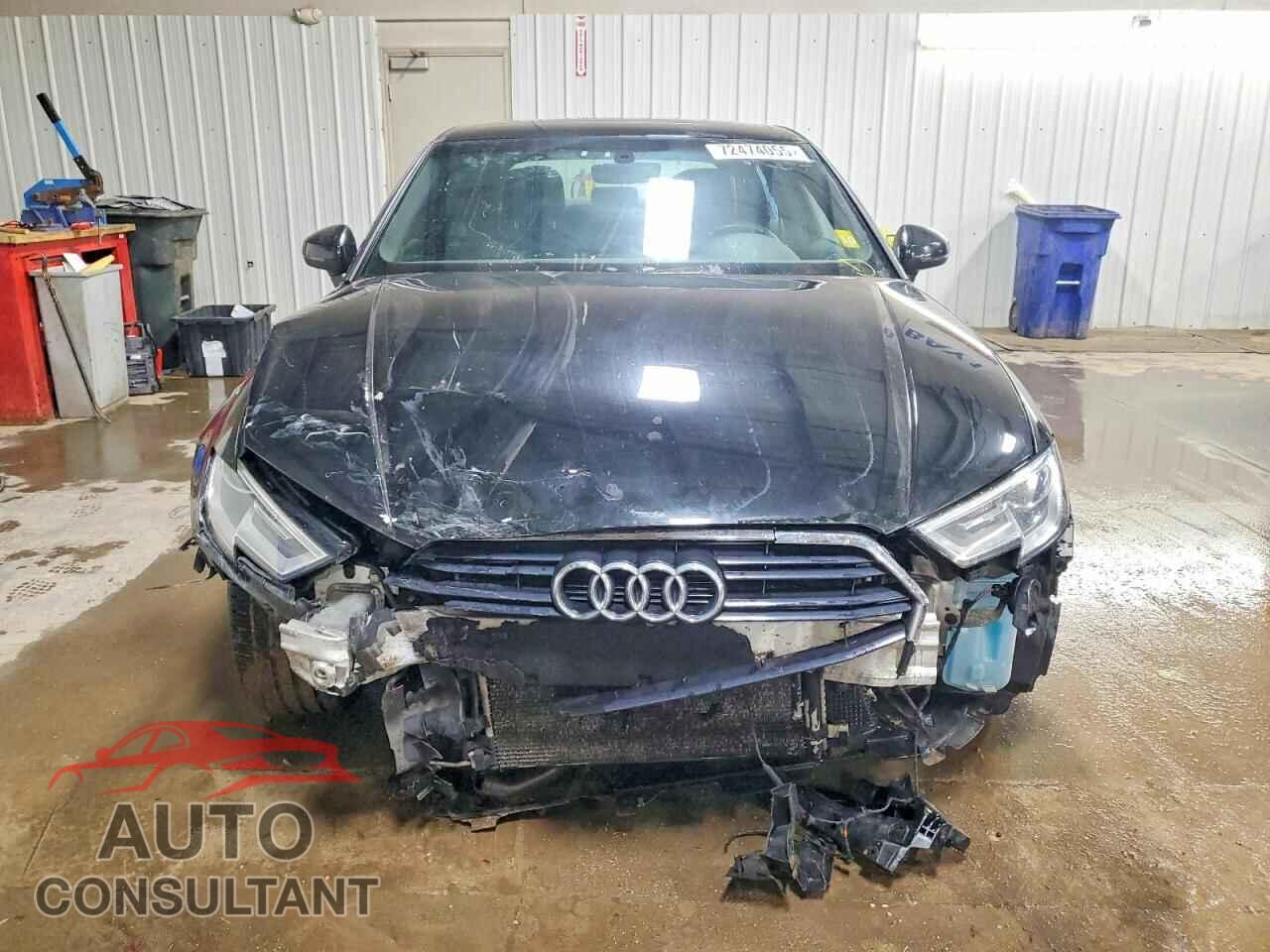 AUDI A3 2018 - WAUB8GFF0J1016102