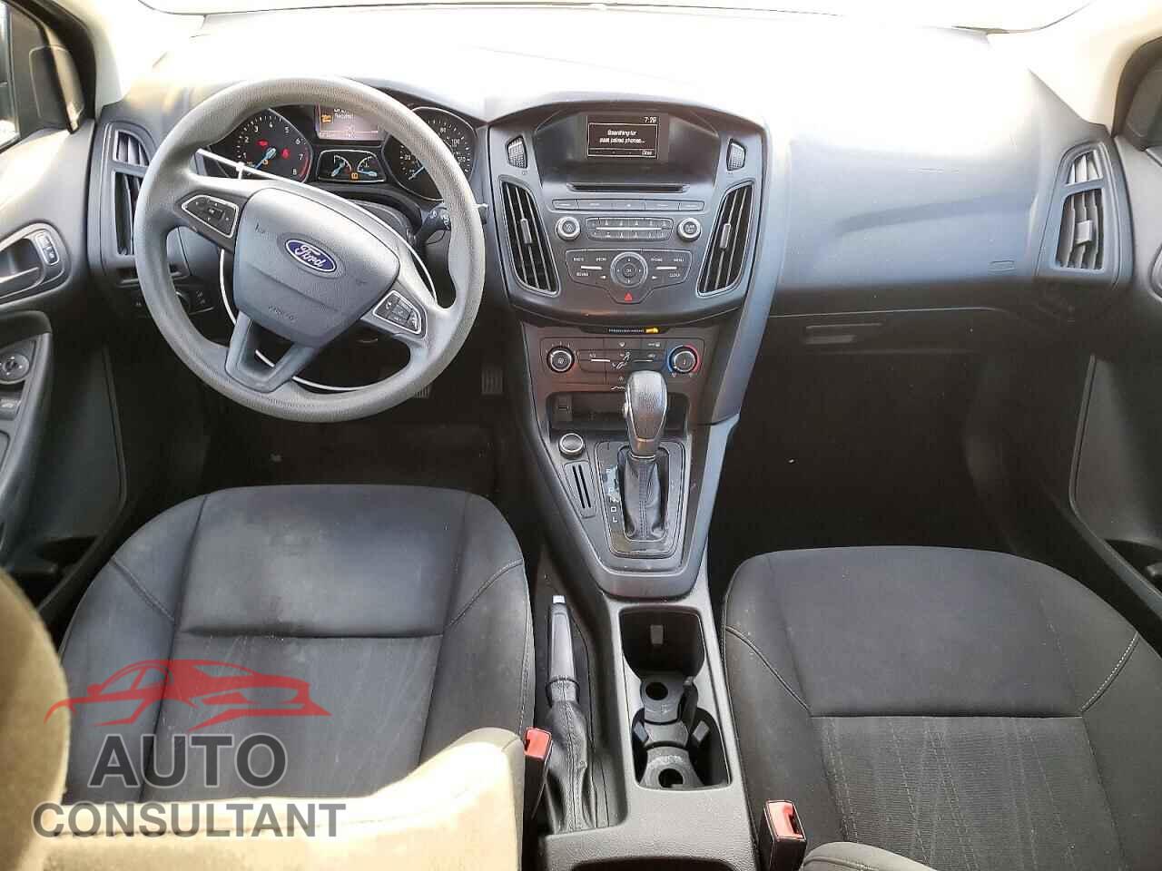 FORD FOCUS 2017 - 1FADP3E2XHL324873