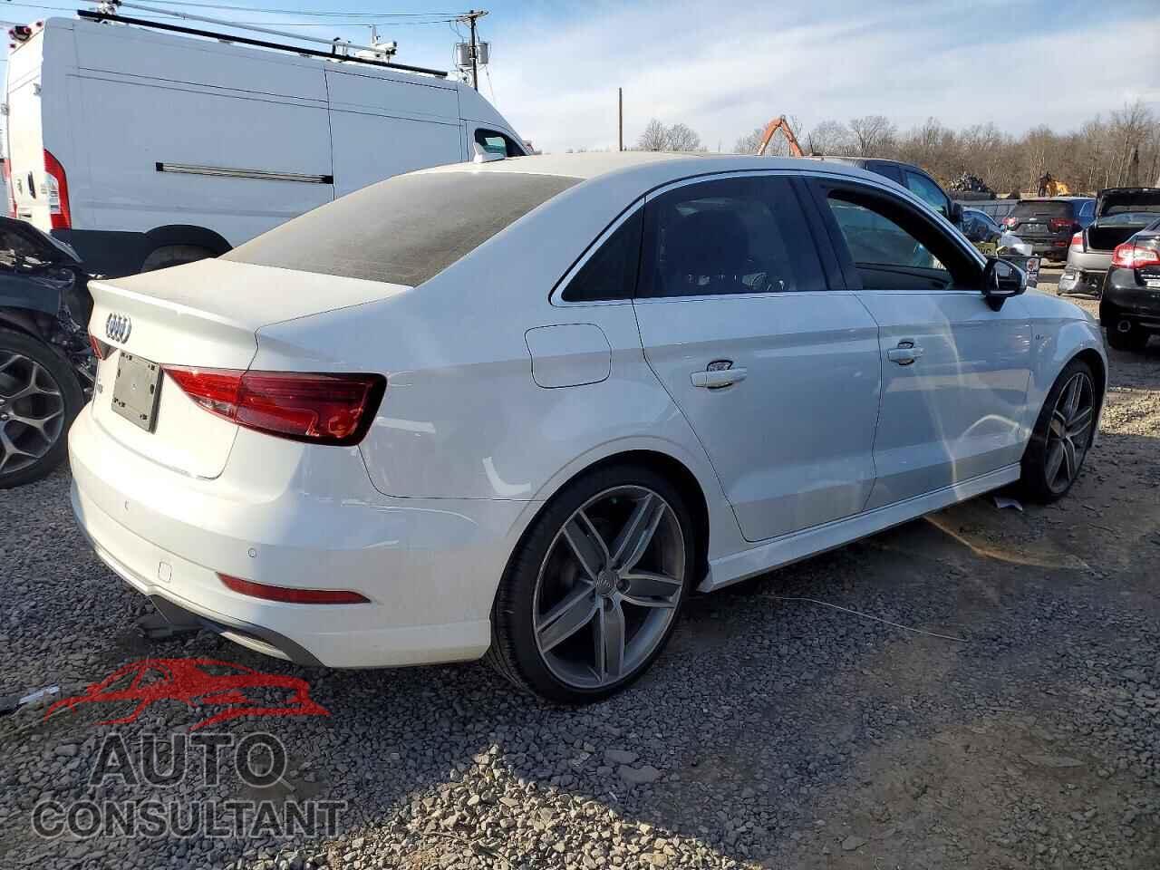 AUDI A3 2018 - WAUGUGFF3J1064727