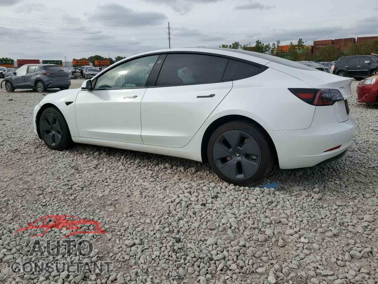 TESLA MODEL 3 2021 - 5YJ3E1EA9MF096207