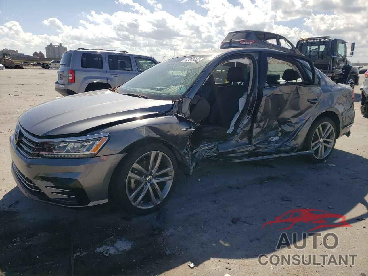 VOLKSWAGEN PASSAT 2018 - 1VWAA7A32JC003594