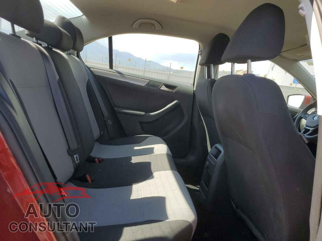 VOLKSWAGEN JETTA 2017 - 3VW2B7AJ3HM261079