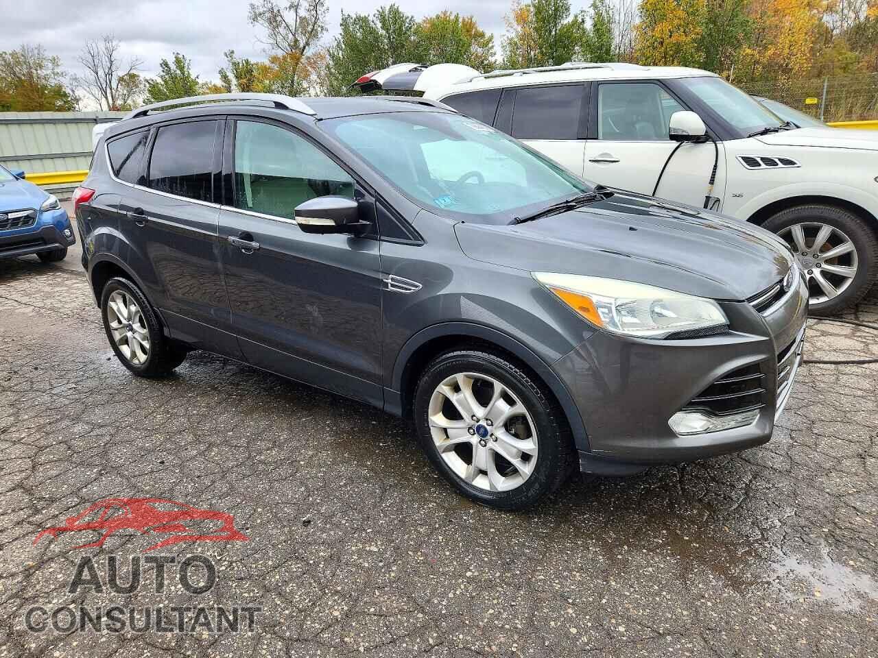 FORD ESCAPE 2016 - 1FMCU9JX1GUB02147