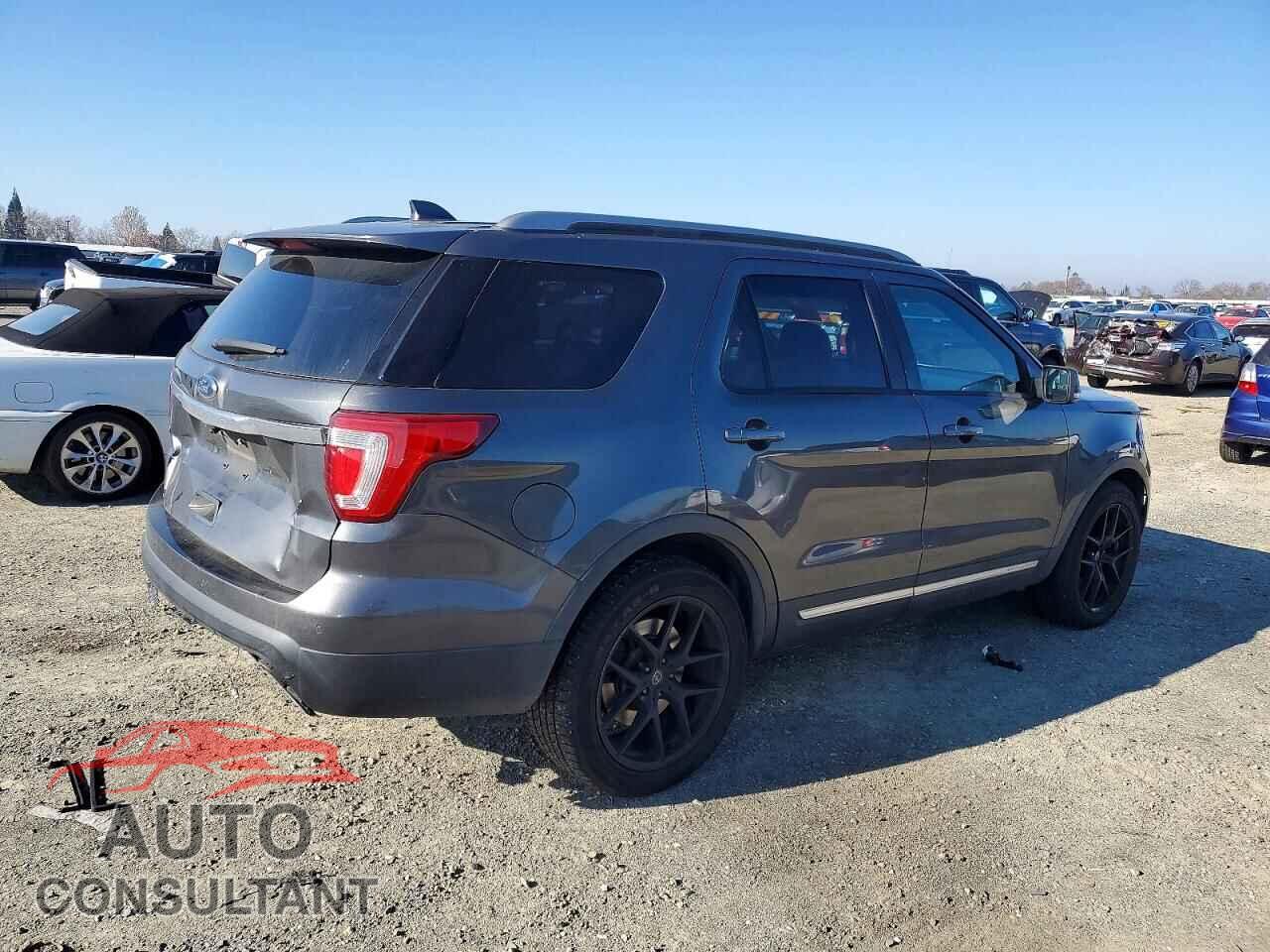 FORD EXPLORER 2017 - 1FM5K7D88HGD64481