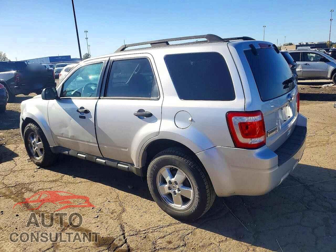 FORD ESCAPE 2011 - 1FMCU9DG7BKB60330