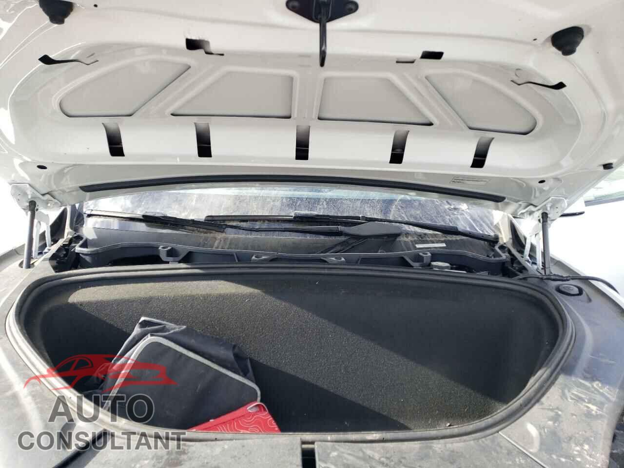 TESLA MODEL X 2023 - 7SAXCBE58PF378863