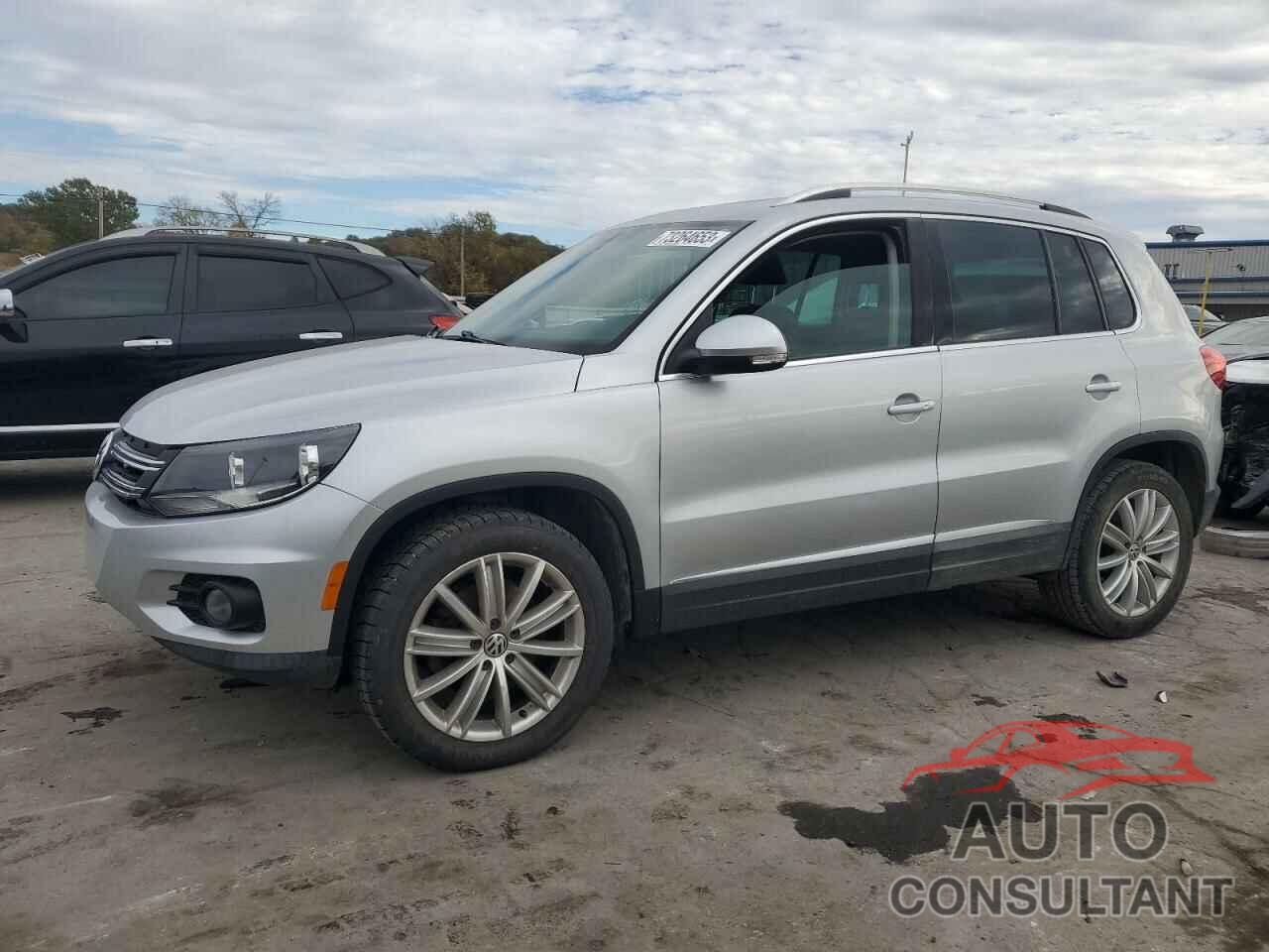 VOLKSWAGEN TIGUAN 2015 - WVGAV7AXXFW549085