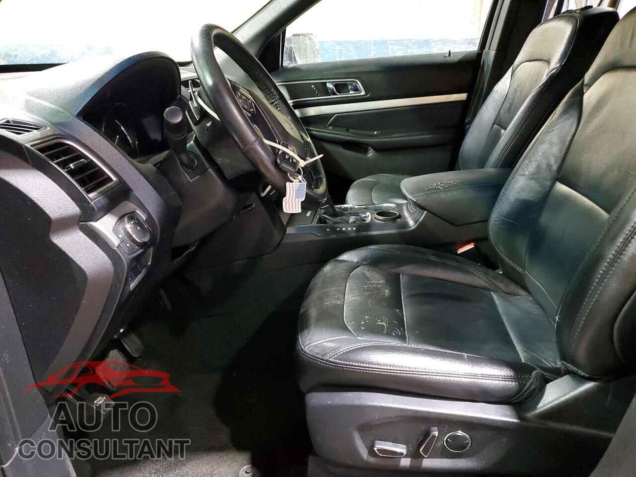 FORD EXPLORER 2017 - 1FM5K7D86HGA74675
