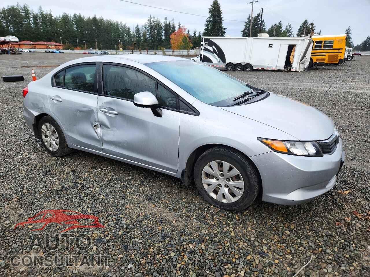 HONDA CIVIC 2012 - 2HGFB2F55CH573500