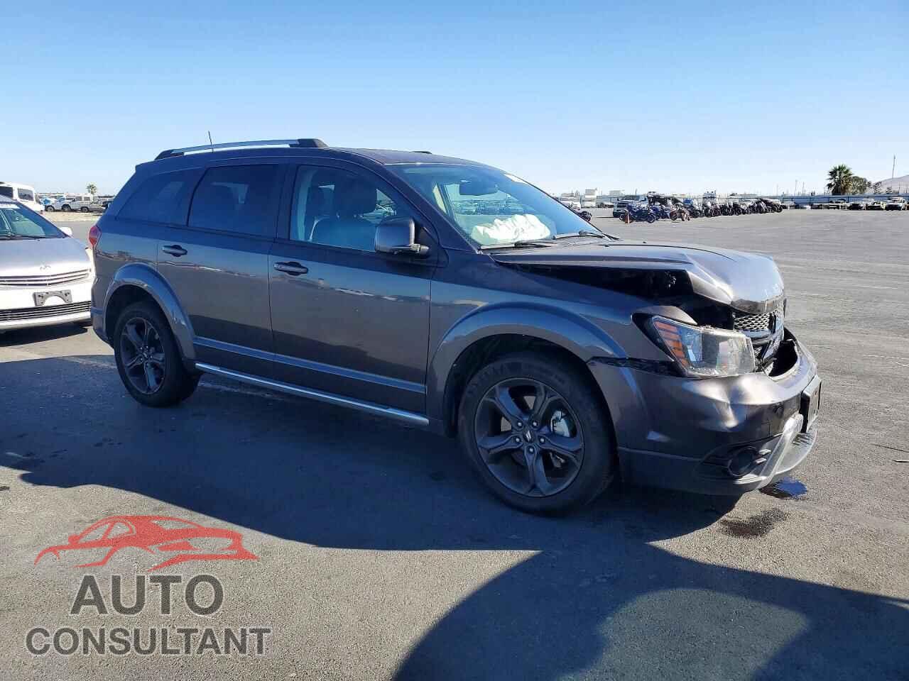 DODGE JOURNEY 2020 - 3C4PDCGBXLT220166