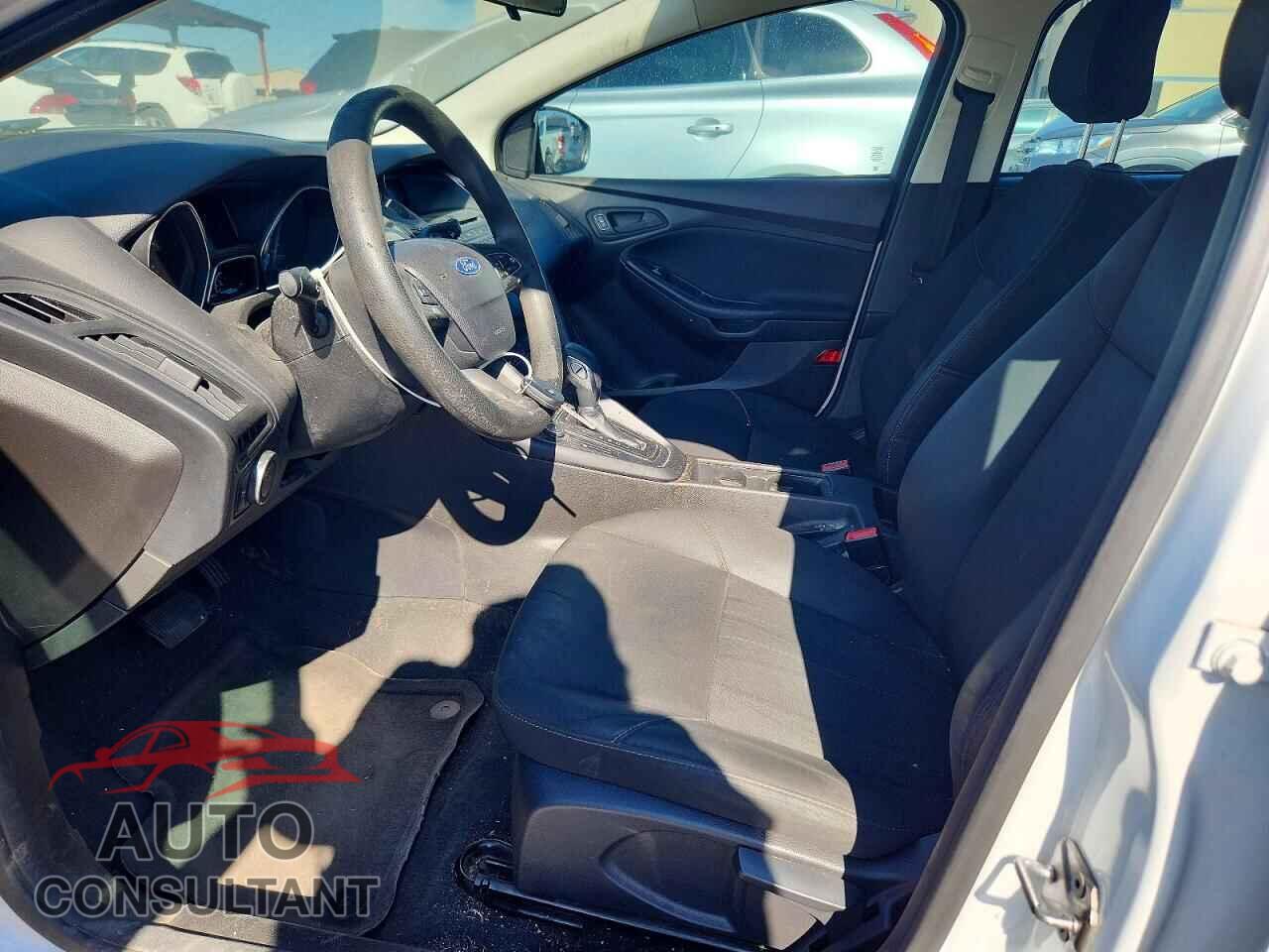 FORD FOCUS 2016 - 1FADP3E22GL281449