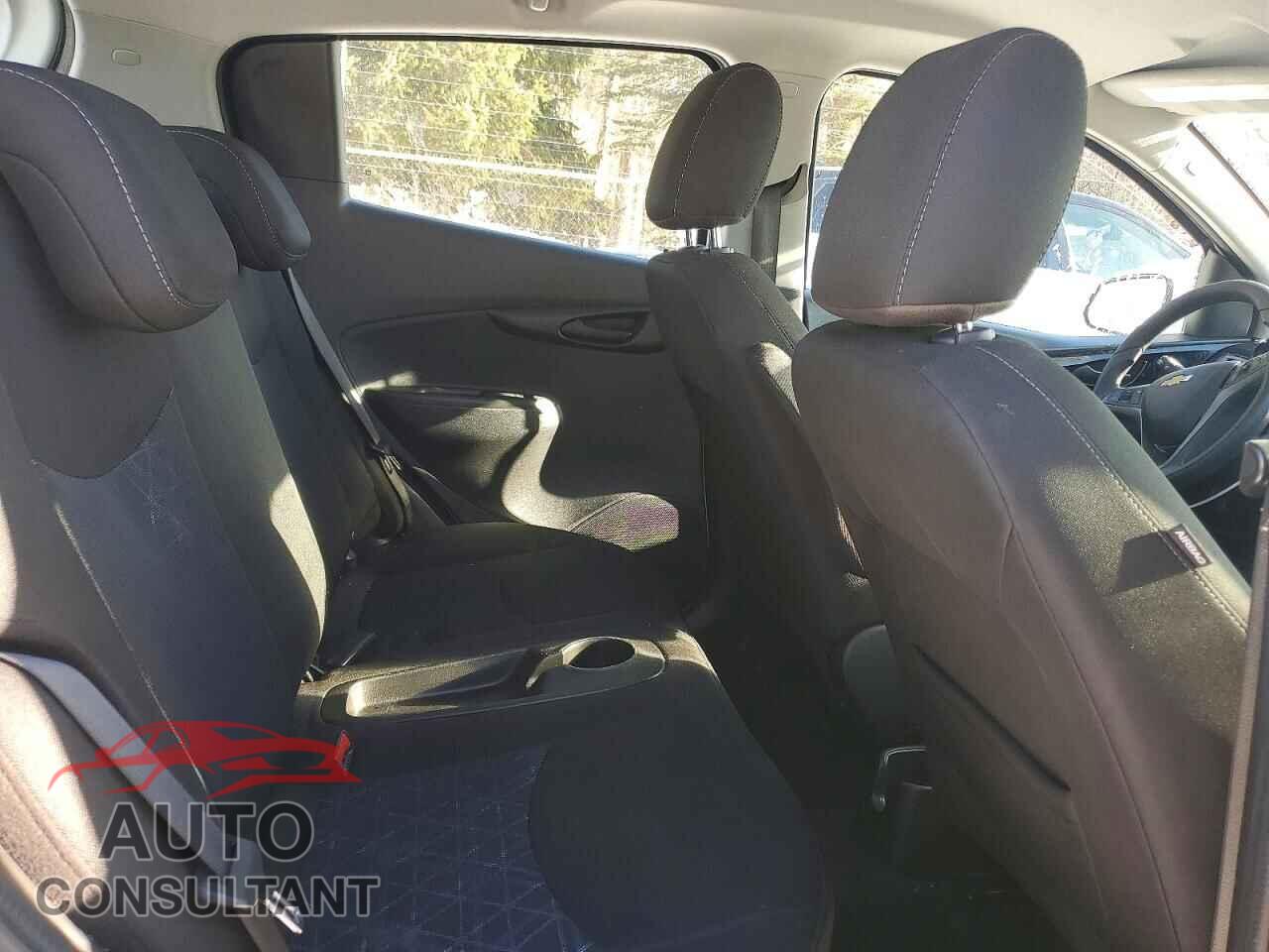 CHEVROLET SPARK 2021 - KL8CD6SA7MC732018