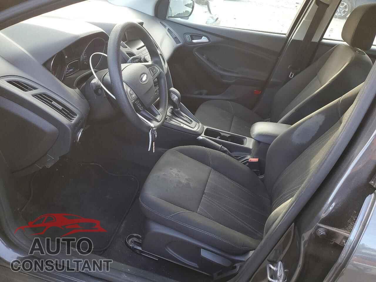 FORD FOCUS 2017 - 1FADP3F29HL316472