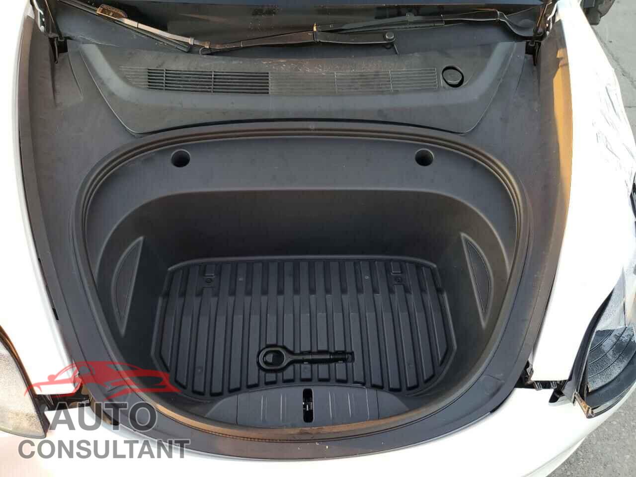 TESLA MODEL 3 2023 - 5YJ3E1EA1PF546937