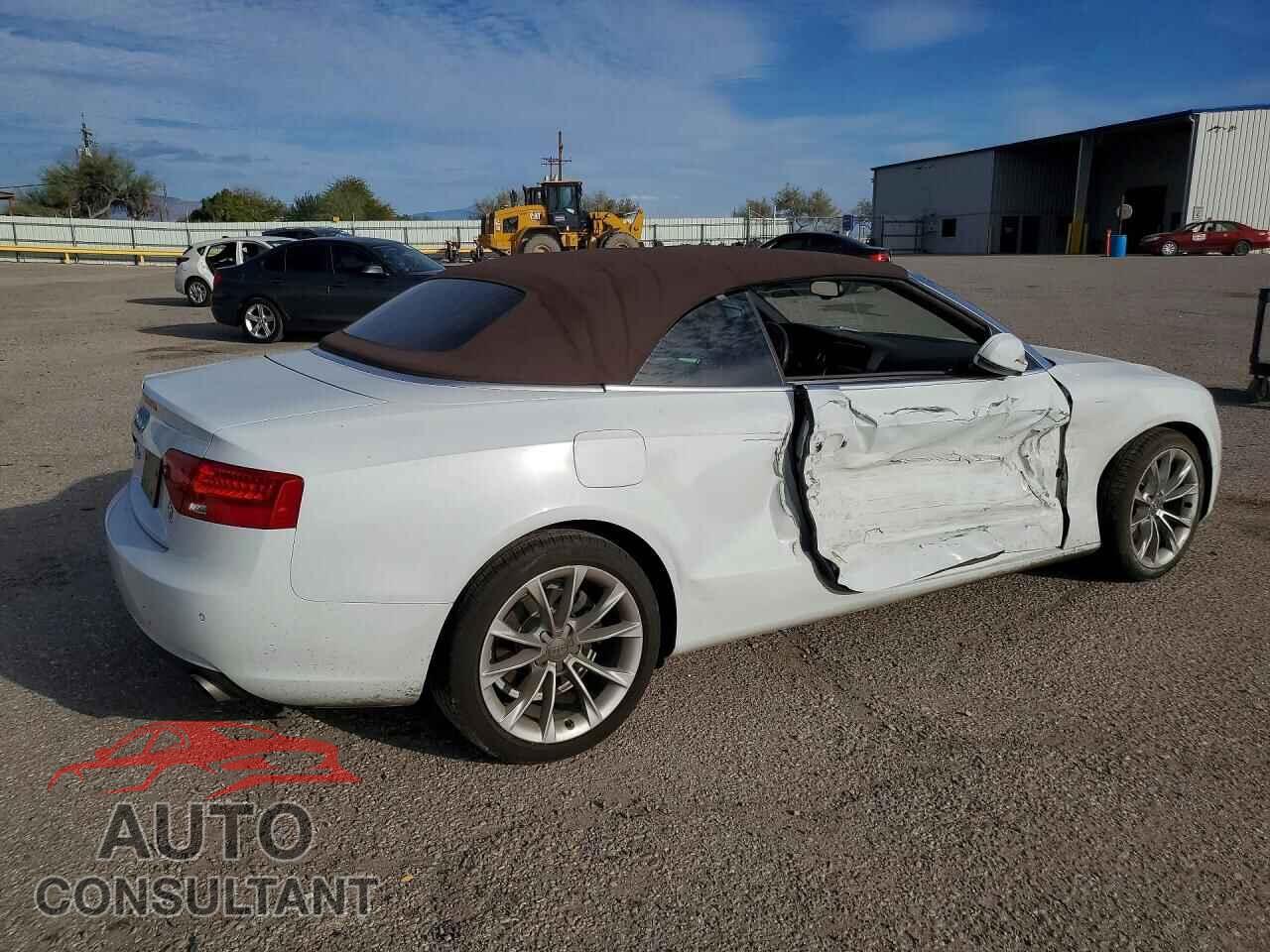 AUDI A5 2013 - WAUVFAFH3DN005707