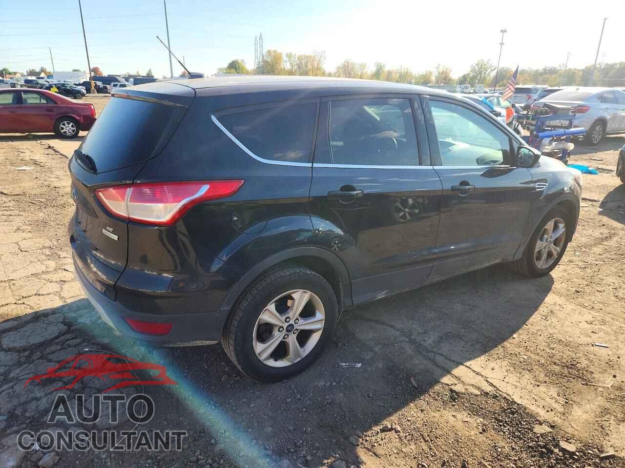 FORD ESCAPE 2015 - 1FMCU0GX2FUC41785