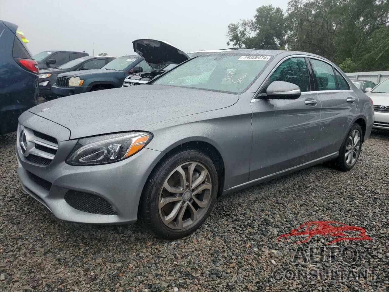 MERCEDES-BENZ C-CLASS 2015 - 55SWF4KB5FU004200
