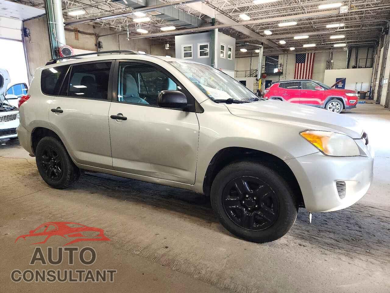 TOYOTA RAV4 2011 - 2T3BF4DV6BW173962