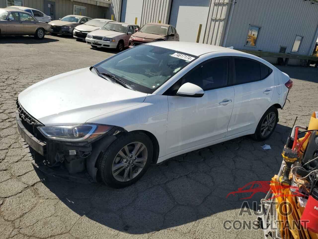 HYUNDAI ELANTRA 2018 - 5NPD84LF7JH378161