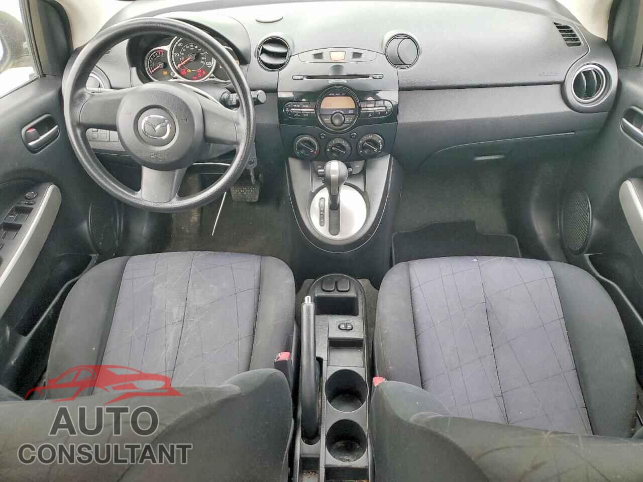 MAZDA 2 2013 - JM1DE1KZ3D0159041
