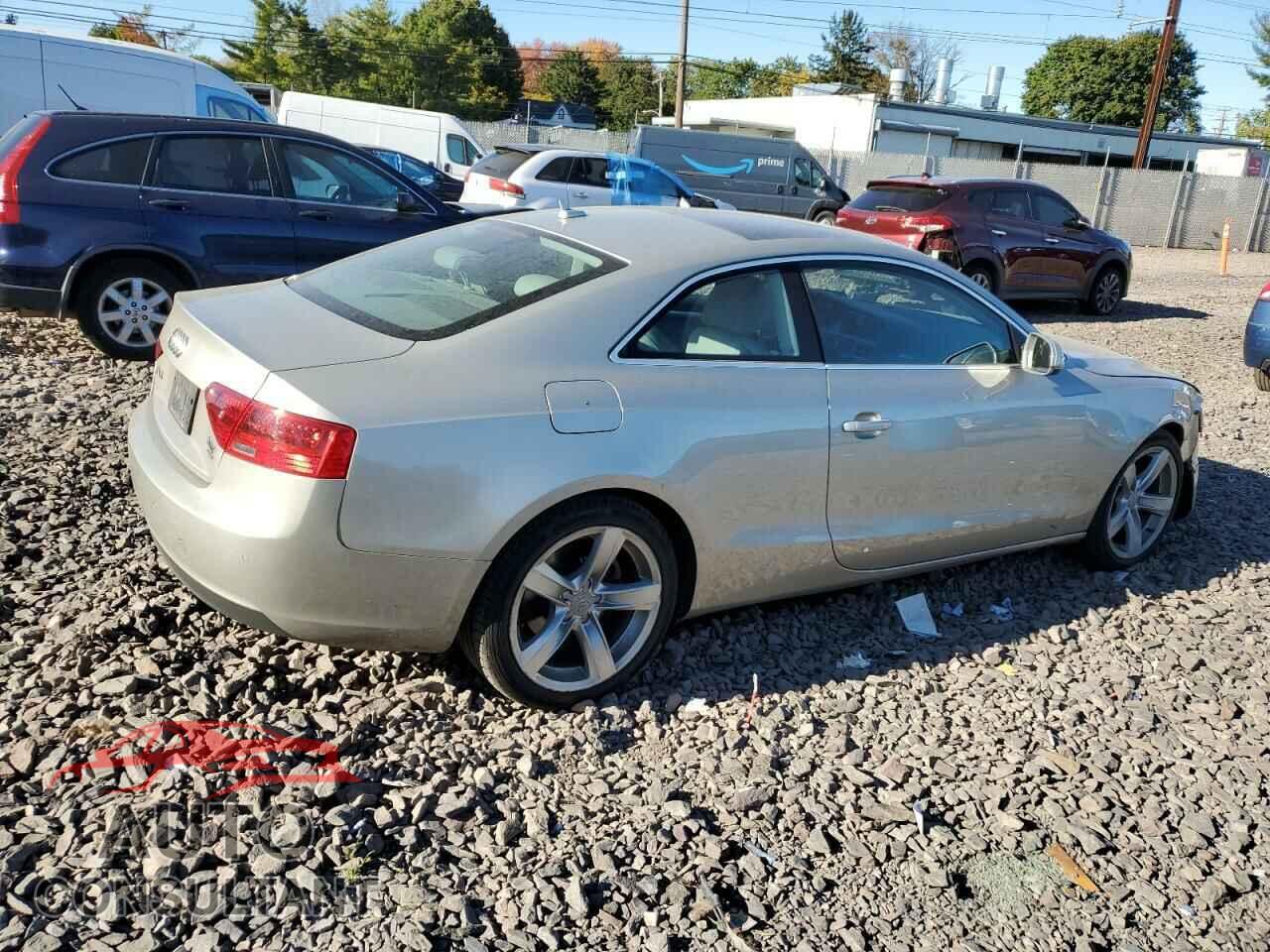 AUDI A5 2013 - WAULFAFR8DA015639