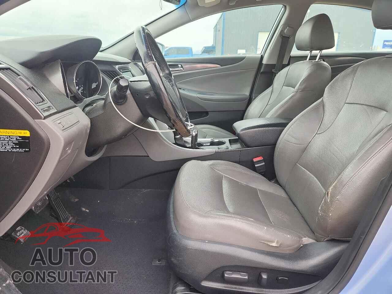 HYUNDAI SONATA 2015 - KMHEC4A45FA118968