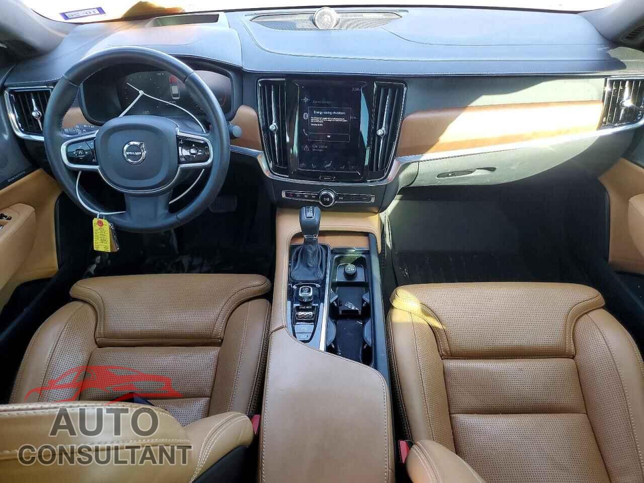 VOLVO S90 2018 - LVY992MLXJP019024