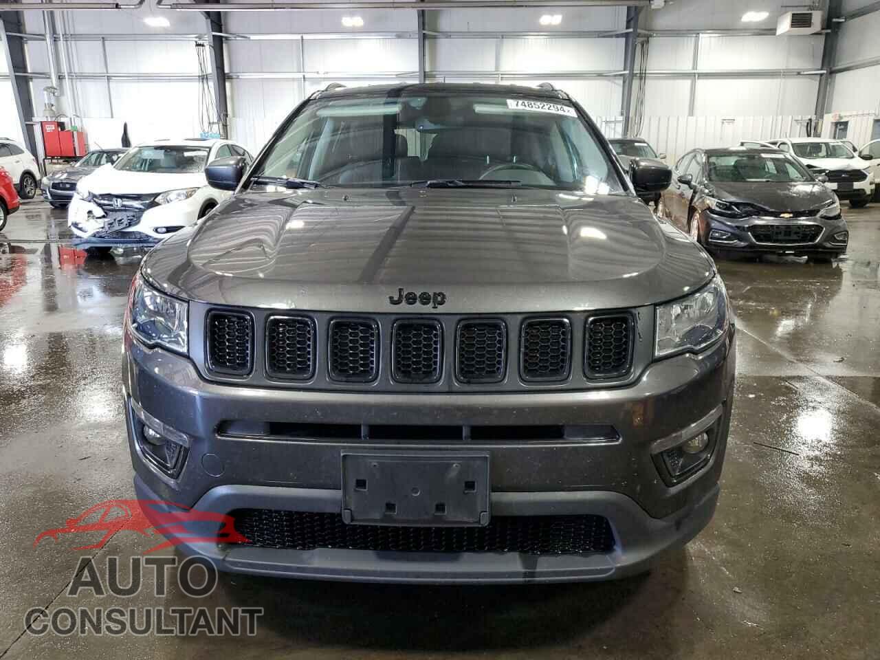 JEEP COMPASS 2019 - 3C4NJDBB9KT661783
