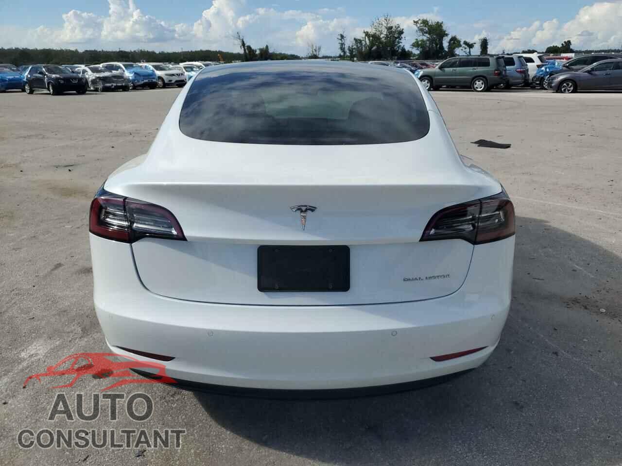 TESLA MODEL 3 2021 - 5YJ3E1EB5MF855170
