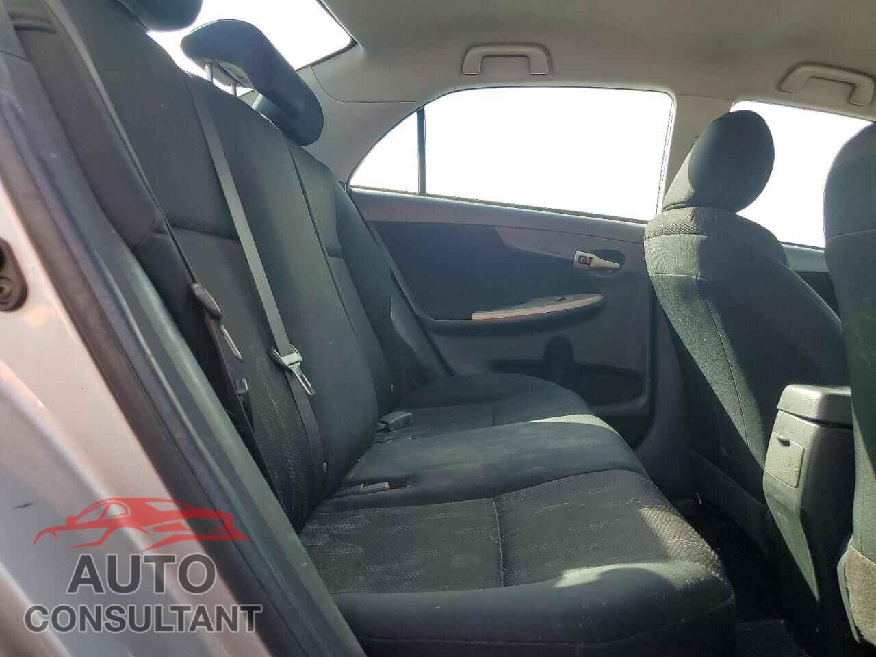 TOYOTA COROLLA 2011 - 2T1BU4EEXBC686114
