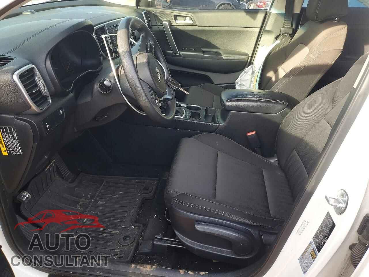 KIA SPORTAGE 2017 - KNDPMCAC4H7246209