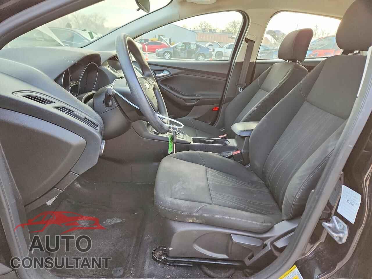 FORD FOCUS 2016 - 1FADP3F20GL277737