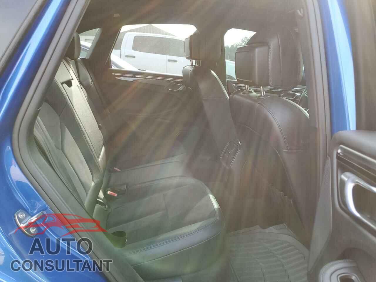 PORSCHE MACAN 2018 - WP1AA2A59JLB09708