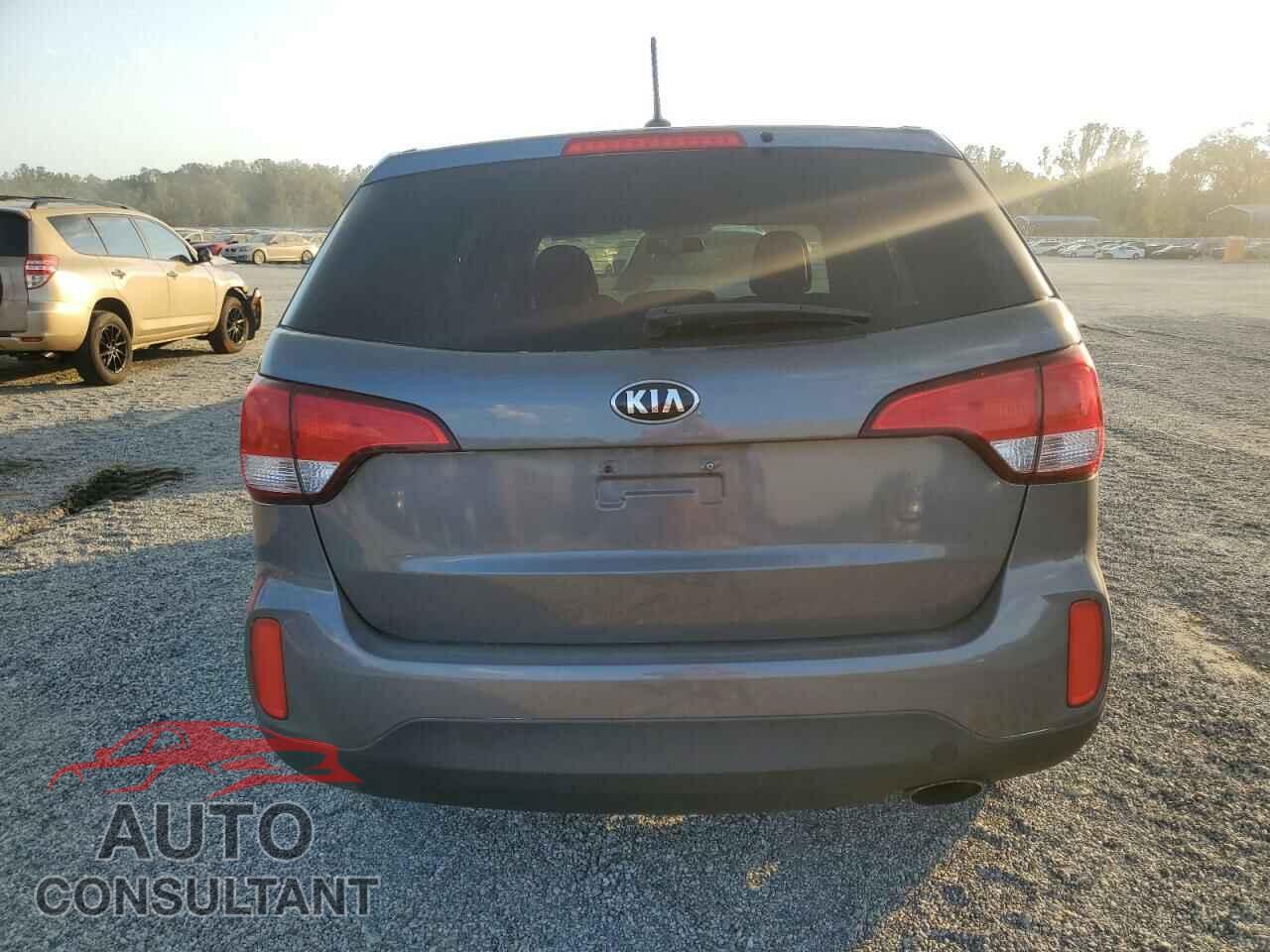 KIA SORENTO 2014 - 5XYKT3A61EG526062