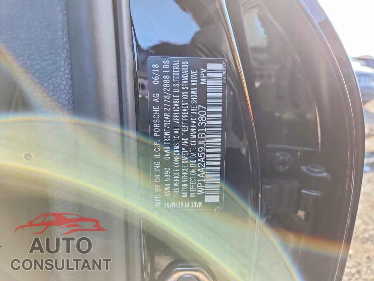 PORSCHE MACAN 2018 - WP1AA2A59JLB13807